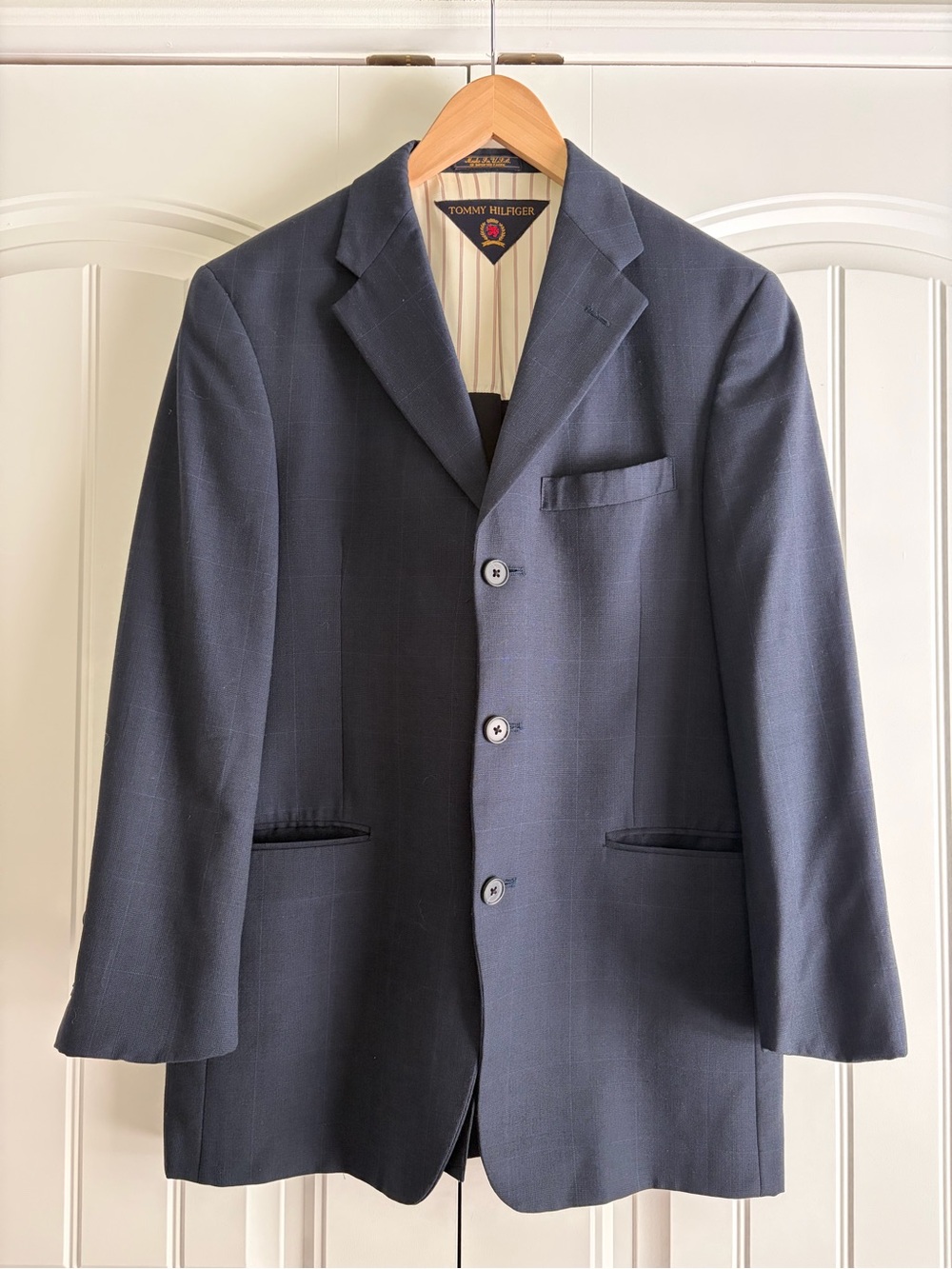 Tommy Hilfiger Men's Navy Blue Blazer Sports Coat Suit Jacket Size 42R Classic